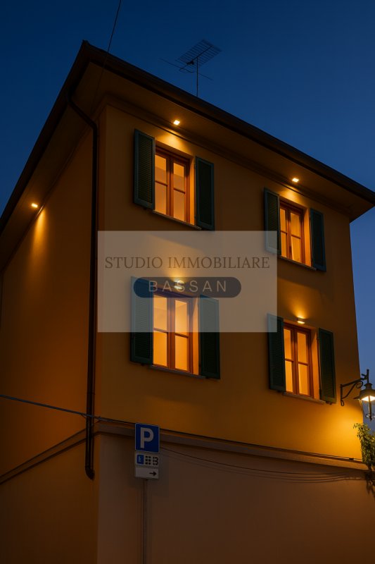 villa in vendita a Somma Lombardo