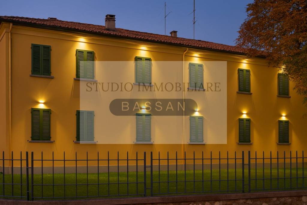 villa in vendita a Somma Lombardo