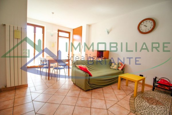 appartamento in vendita a Somma Lombardo in zona Maddalena