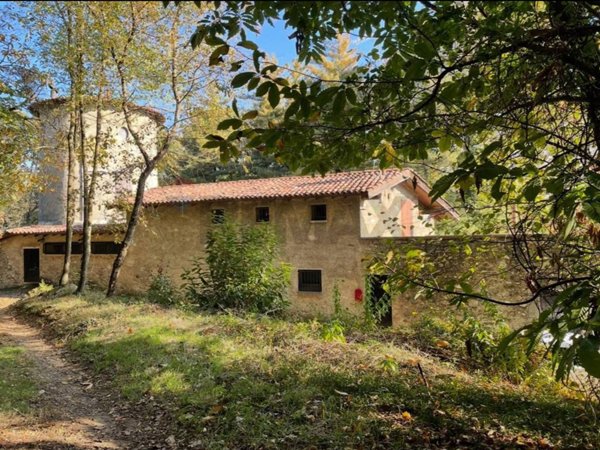 casa indipendente in vendita a Somma Lombardo