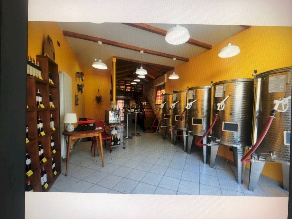 negozio in vendita a Somma Lombardo