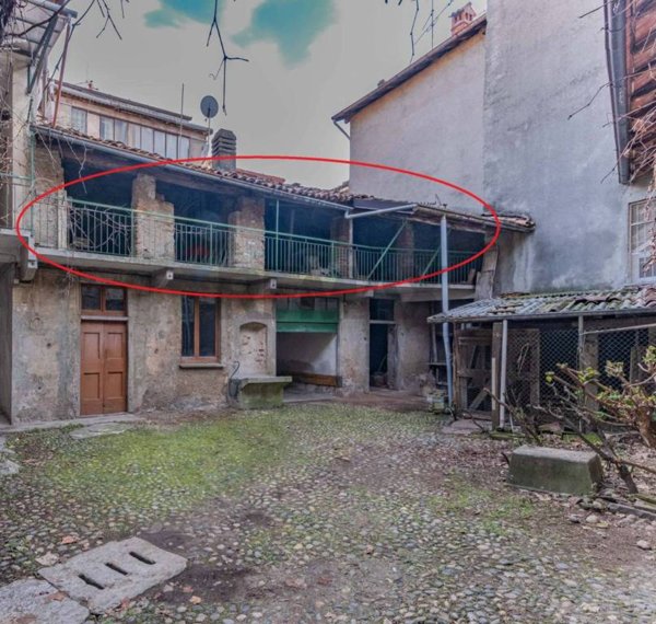 casale in vendita a Somma Lombardo