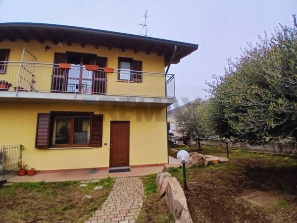 casa indipendente in vendita a Somma Lombardo