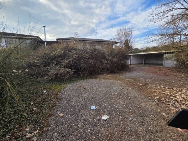 capannone in vendita a Somma Lombardo