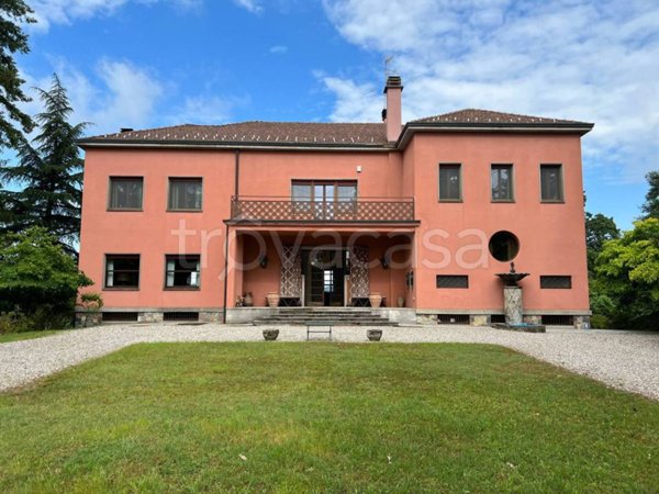 casa indipendente in vendita a Somma Lombardo