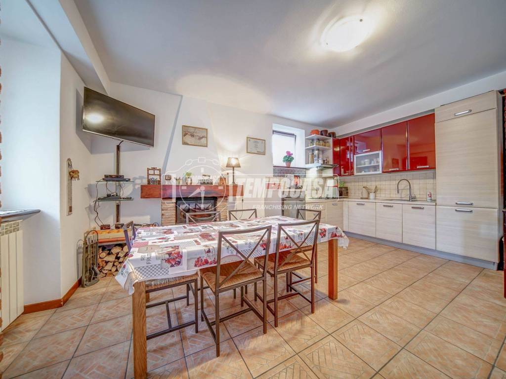 casa indipendente in vendita a Somma Lombardo