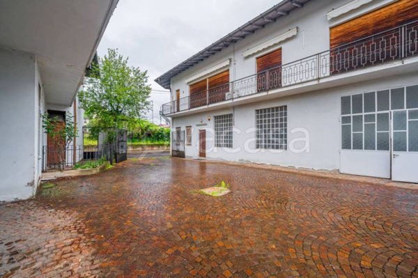 locale commerciale in vendita a Somma Lombardo