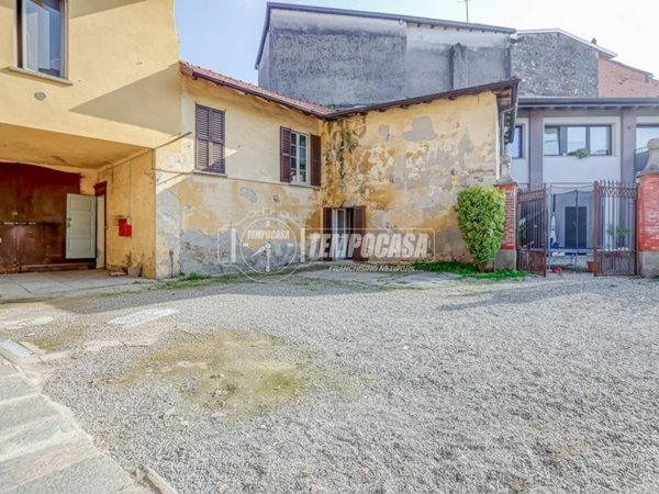 appartamento in vendita a Somma Lombardo