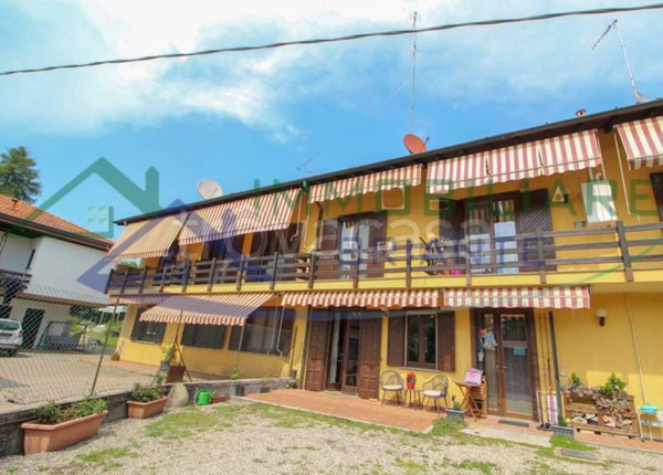 casa indipendente in vendita a Somma Lombardo