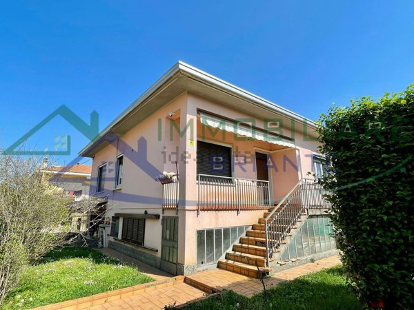 casa indipendente in vendita a Somma Lombardo