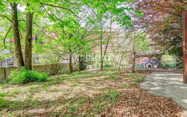 casa indipendente in vendita a Somma Lombardo