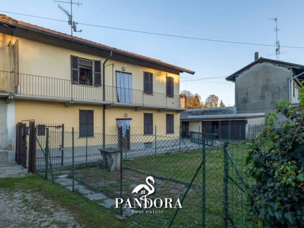 casa indipendente in vendita a Somma Lombardo