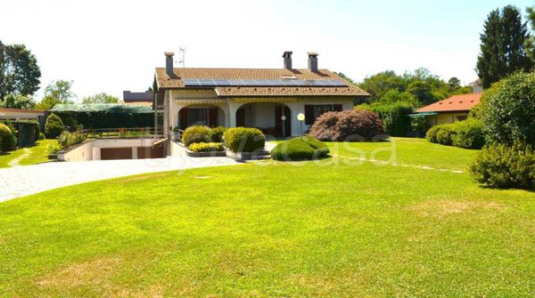 casa indipendente in vendita a Somma Lombardo