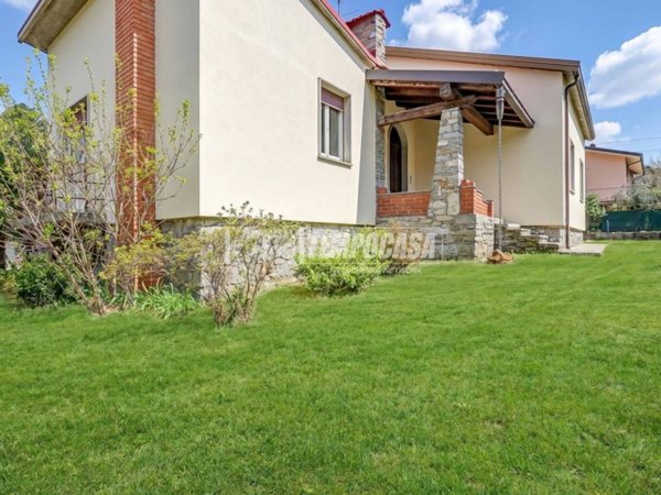 casa indipendente in vendita a Somma Lombardo