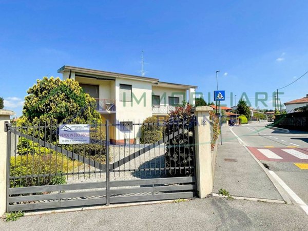 casa indipendente in vendita a Somma Lombardo