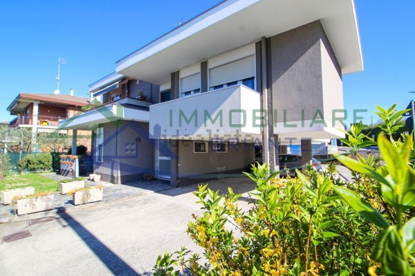 appartamento in vendita a Somma Lombardo