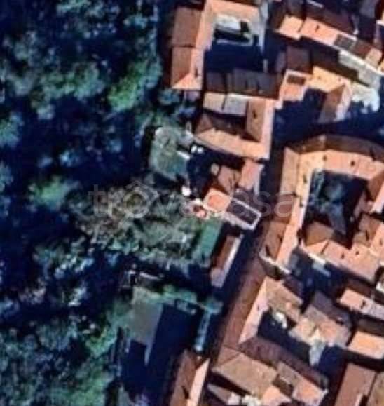 appartamento in vendita a Somma Lombardo in zona Coarezza
