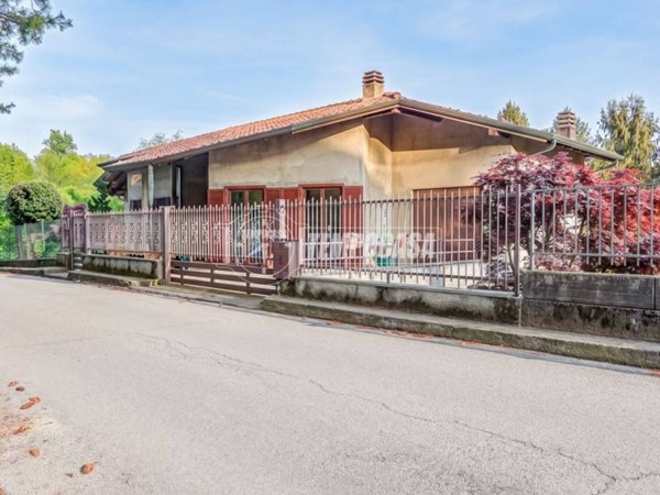 casa indipendente in vendita a Somma Lombardo