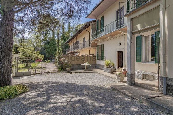 casa indipendente in vendita a Somma Lombardo