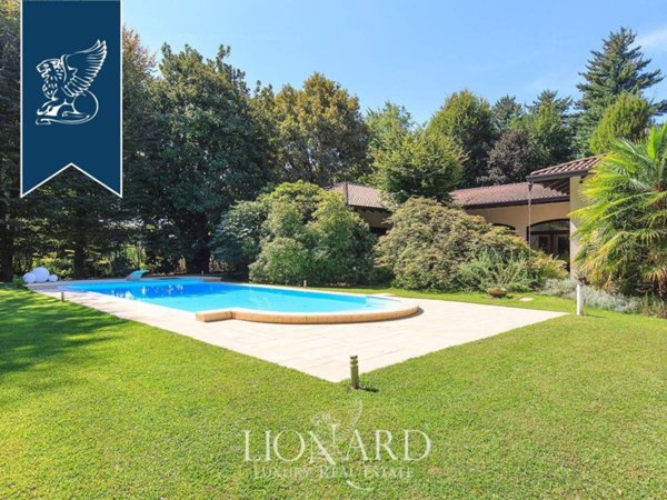 casa indipendente in vendita a Somma Lombardo