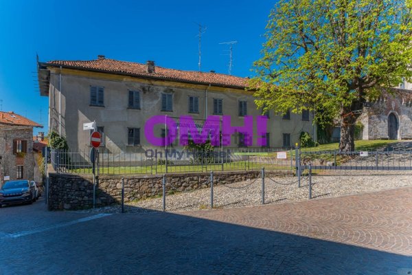 villa in vendita a Somma Lombardo