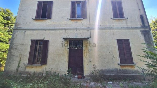appartamento in vendita a Somma Lombardo in zona Maddalena