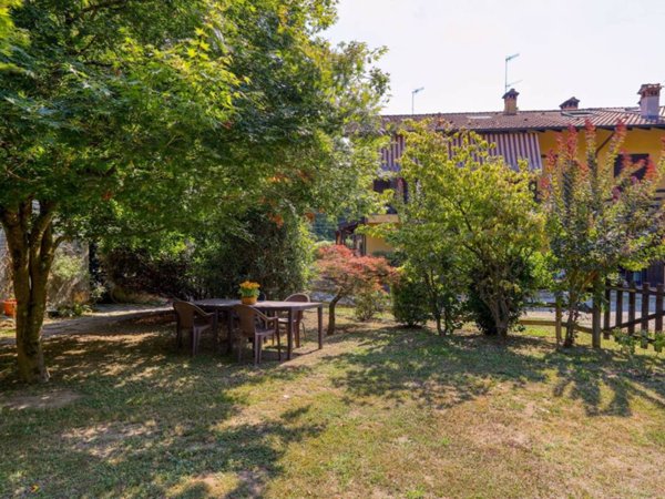 casa indipendente in vendita a Somma Lombardo