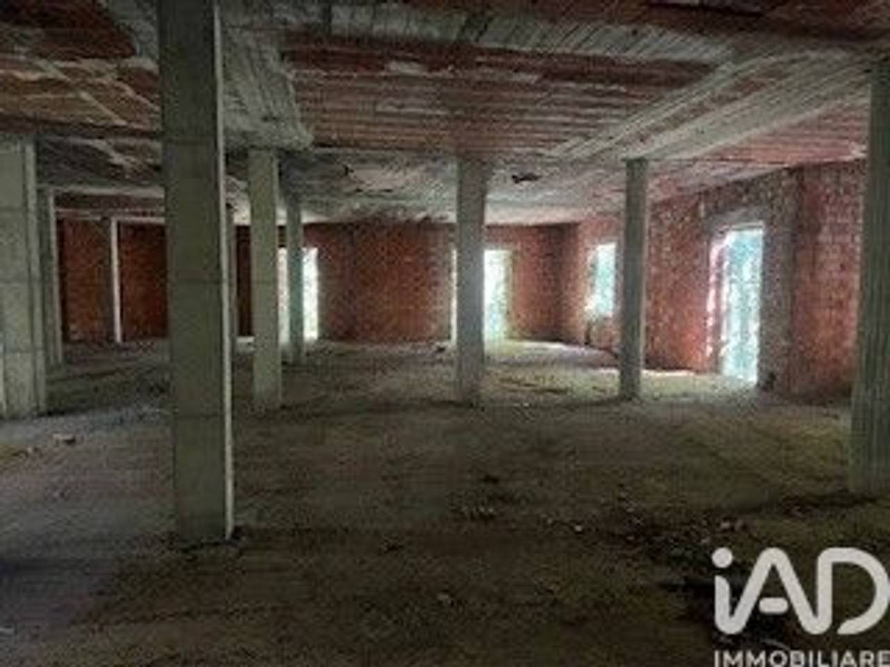 casa indipendente in vendita a Somma Lombardo