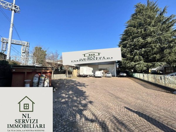 casa indipendente in vendita a Somma Lombardo