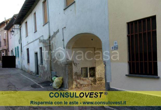 casa indipendente in vendita a Somma Lombardo in zona Coarezza