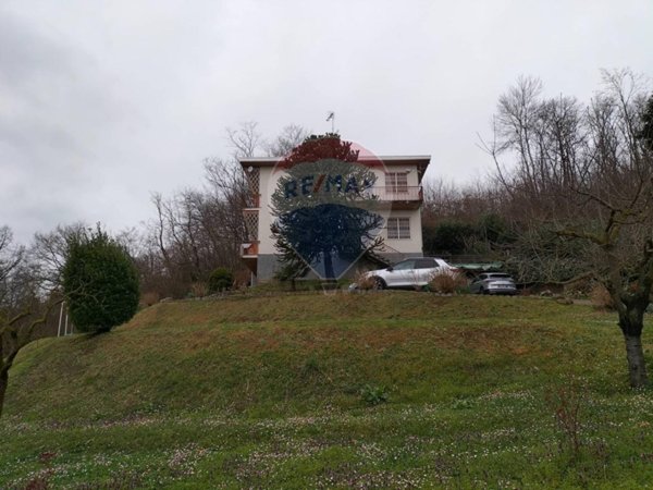 casa indipendente in vendita a Sumirago