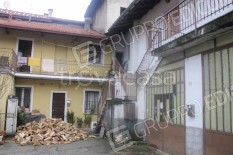 casa indipendente in vendita a Sumirago