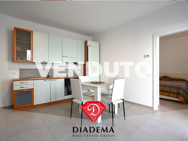 appartamento in vendita a Sumirago in zona Albusciago