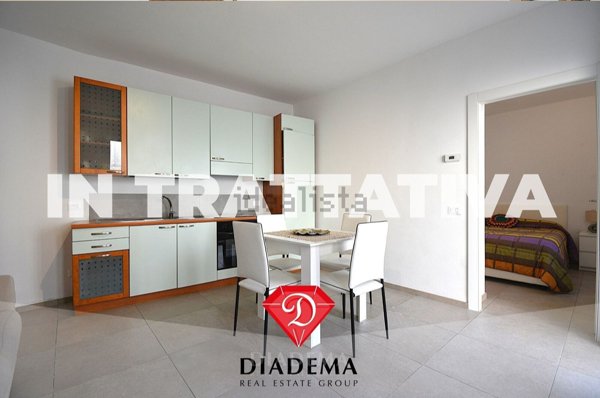 appartamento in vendita a Sumirago in zona Albusciago