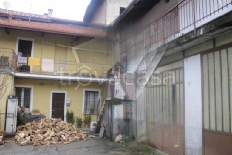 casa indipendente in vendita a Sumirago