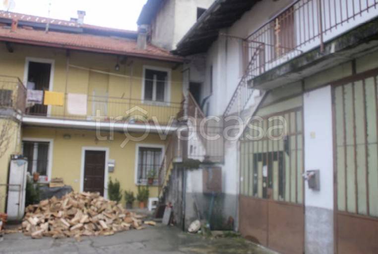 casa indipendente in vendita a Sumirago