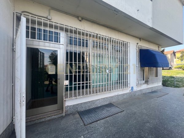 ufficio in vendita a Sumirago