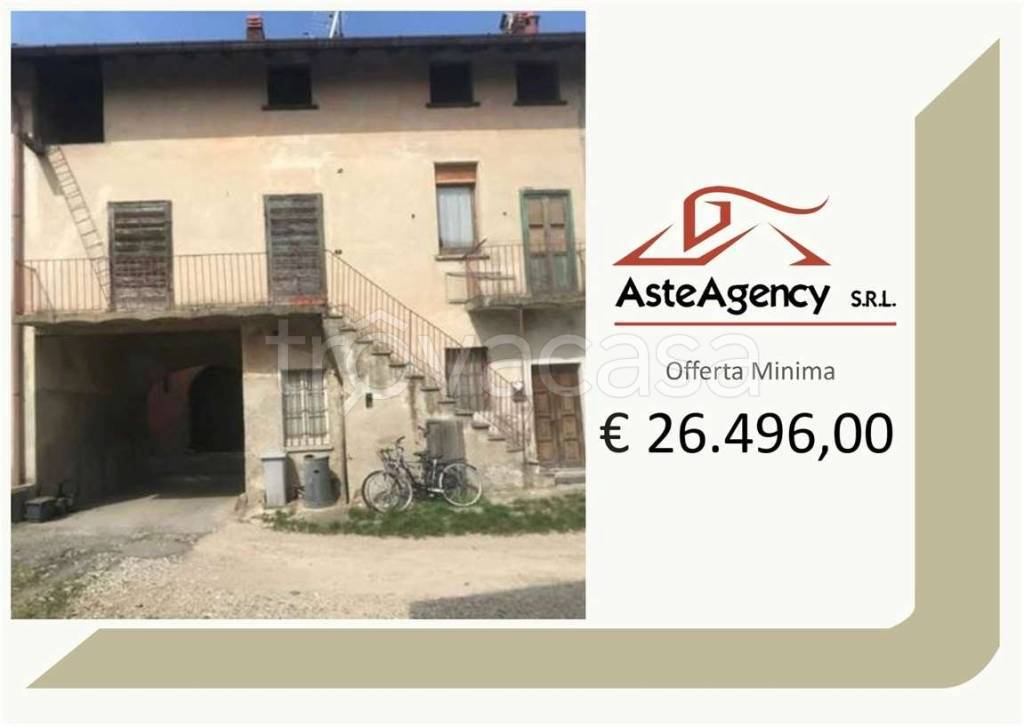 casa indipendente in vendita a Sumirago