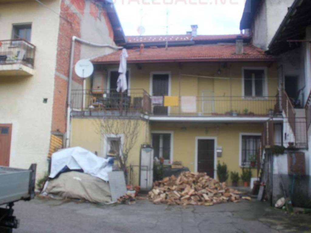 casa indipendente in vendita a Sumirago