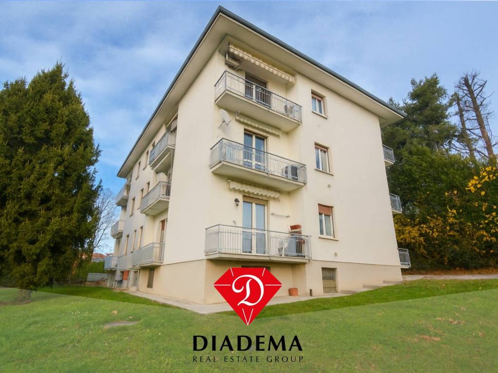 appartamento in vendita a Sumirago in zona Caidate