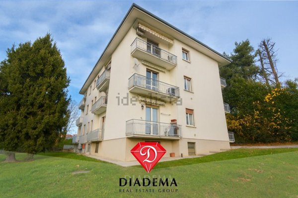 appartamento in vendita a Sumirago in zona Caidate