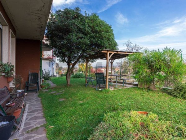 appartamento in vendita a Sumirago