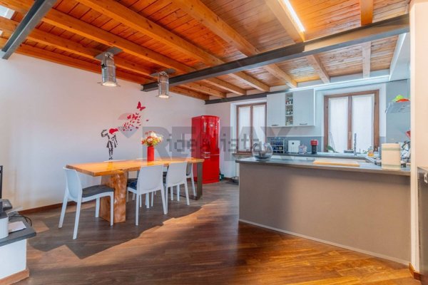 appartamento in vendita a Sumirago