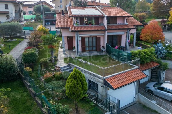 casa indipendente in vendita a Sumirago