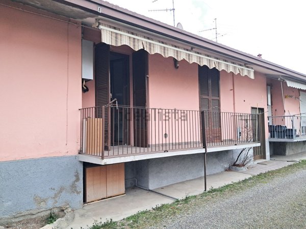appartamento in vendita a Sumirago