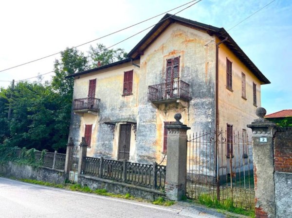 casa indipendente in vendita a Sumirago