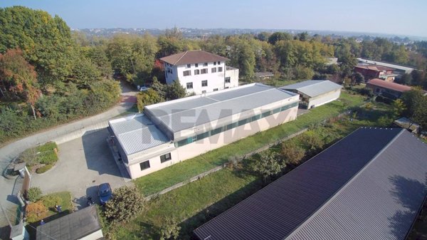 locale di sgombero in vendita a Sumirago