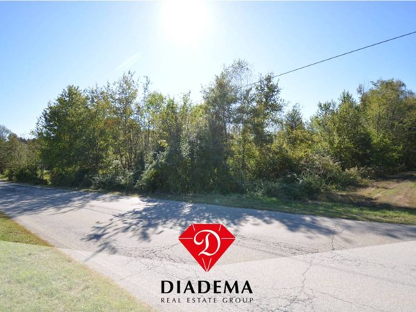 terreno edificabile in vendita a Sumirago