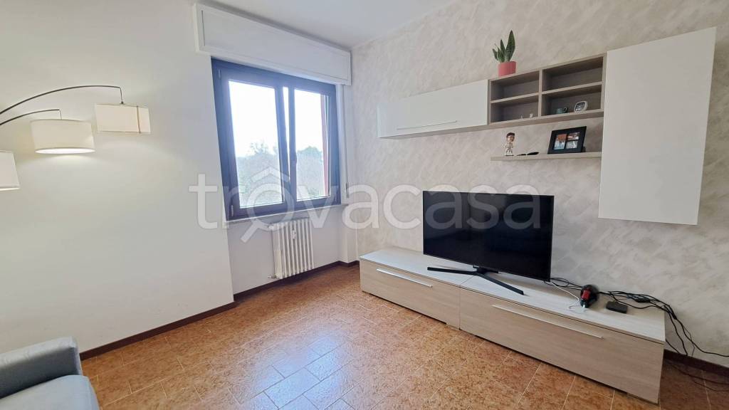 appartamento in vendita a Sumirago in zona Caidate