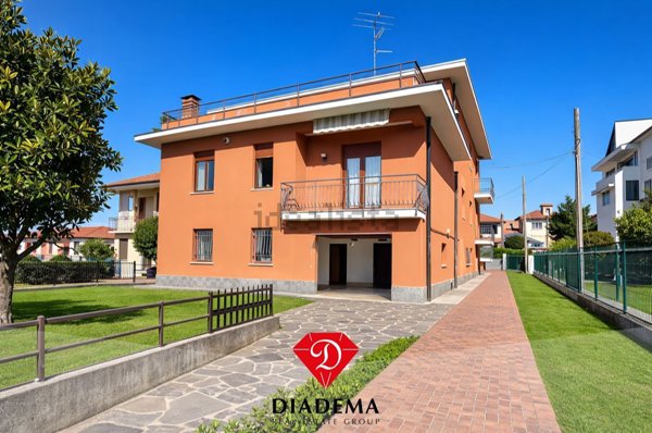 appartamento in vendita a Sumirago